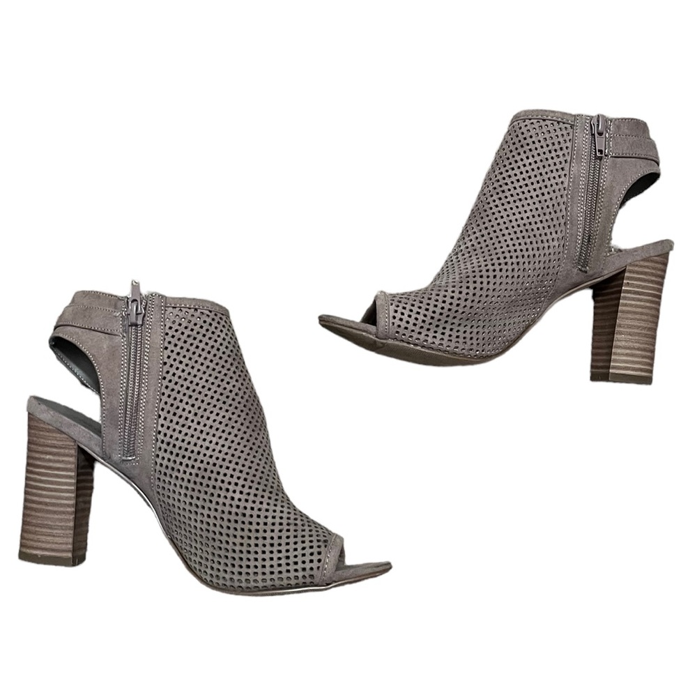Steve Madden Peep Toe Block Heels | Women’s 9